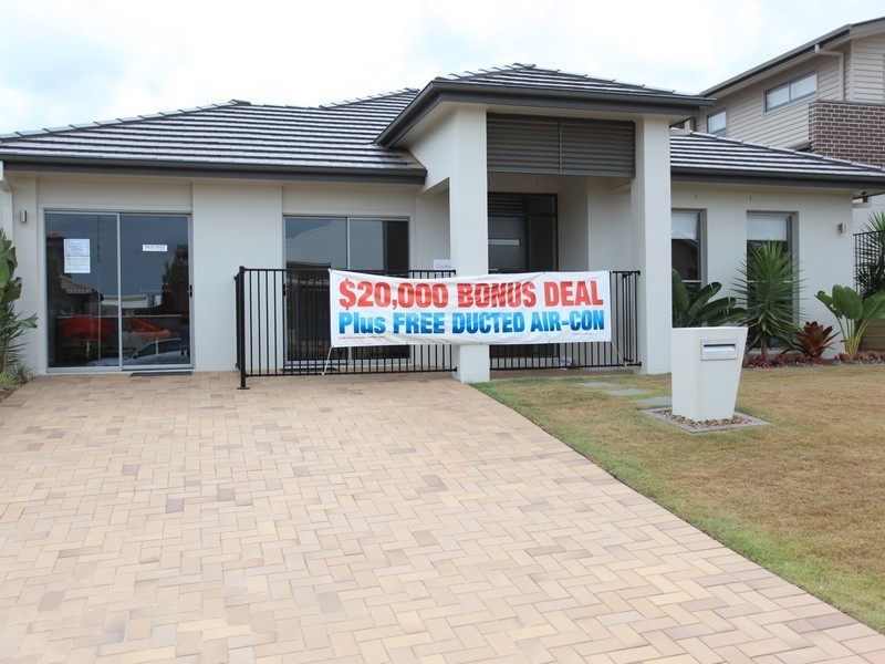 19 Forrestal Circuit, North Lakes QLD 4509