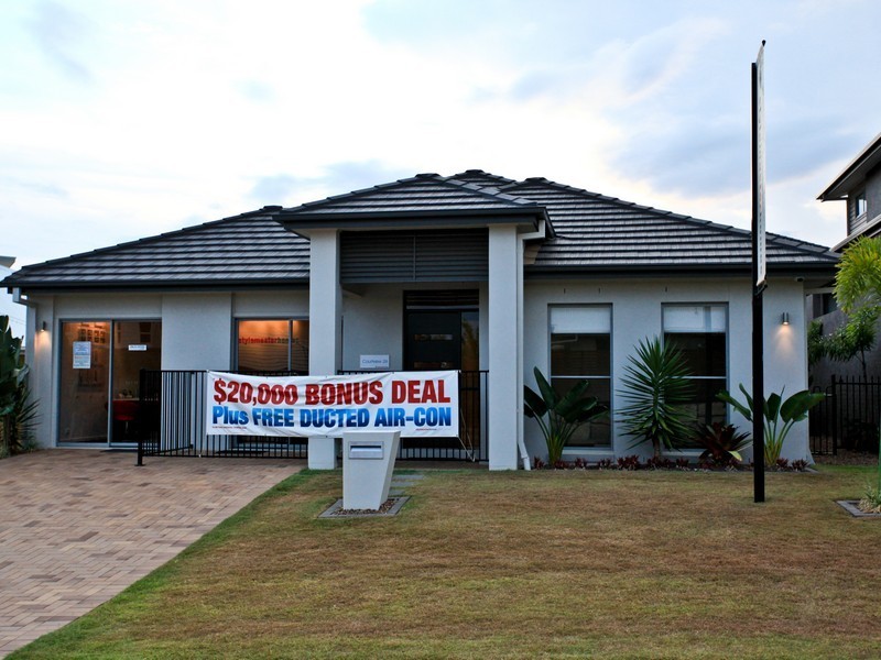 19 Forrestal Circuit, North Lakes QLD 4509