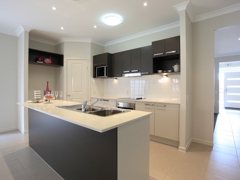 19 Forrestal Circuit, North Lakes QLD 4509