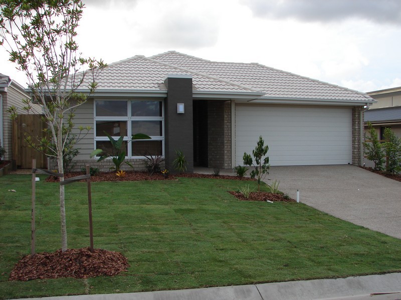 16 Chrysler Street, North Lakes QLD 4509
