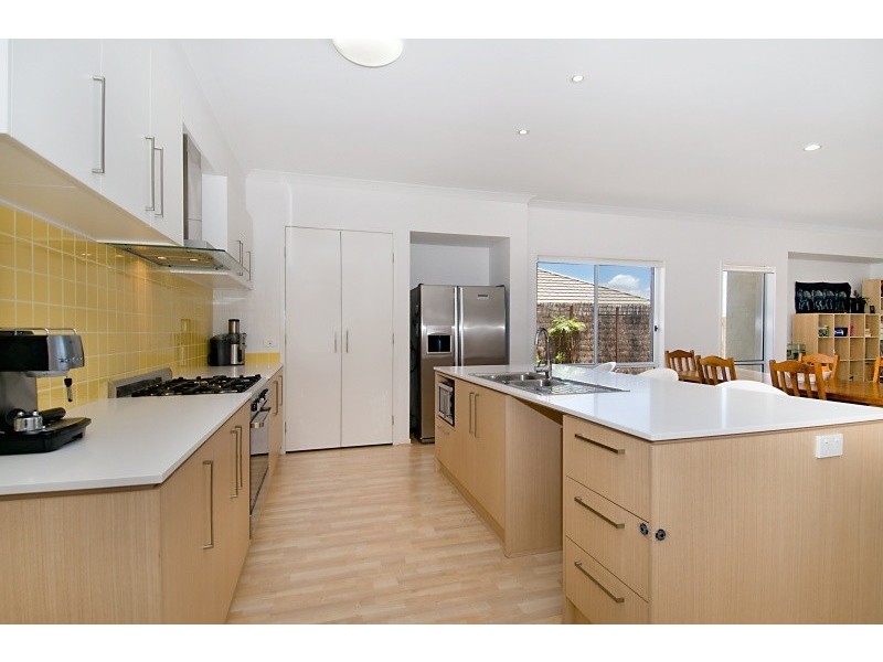 5 Langer Circuit, North Lakes QLD 4509