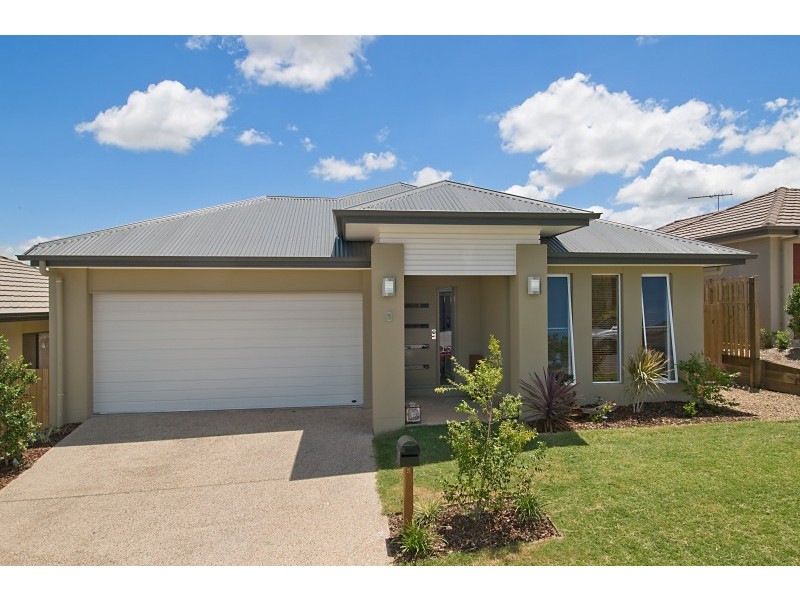 5 Langer Circuit, North Lakes QLD 4509