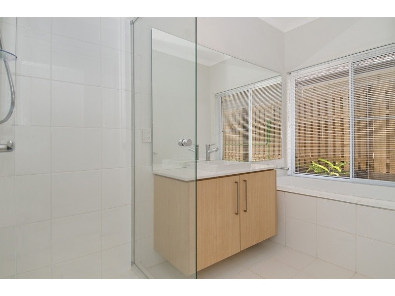 5 Langer Circuit, North Lakes QLD 4509