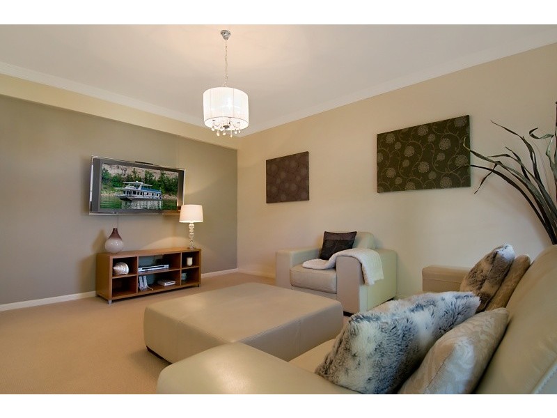 4 Jacana Parade, North Lakes QLD 4509