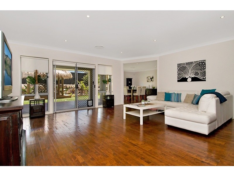 27 Lanagan Circuit, North Lakes QLD 4509