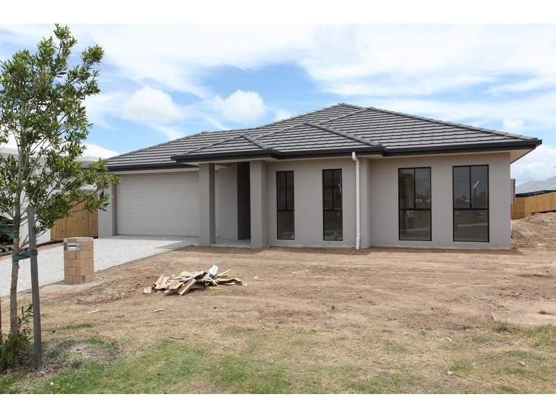 60 Langer Circuit, North Lakes QLD 4509