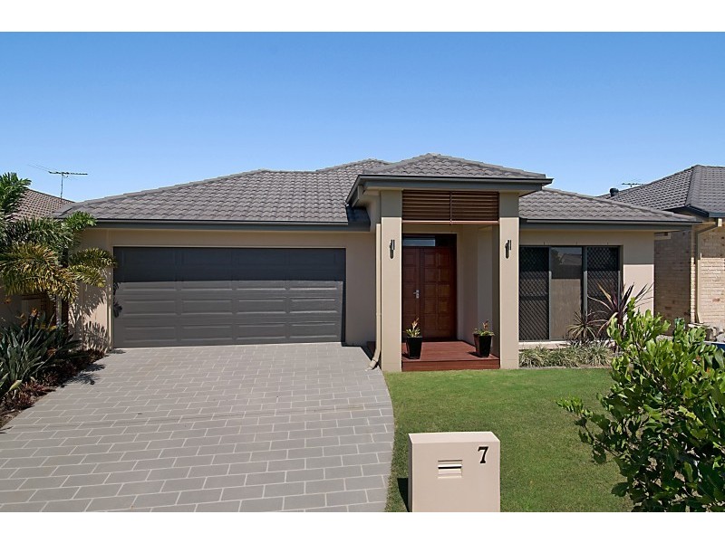 7 Woombye Close, North Lakes QLD 4509