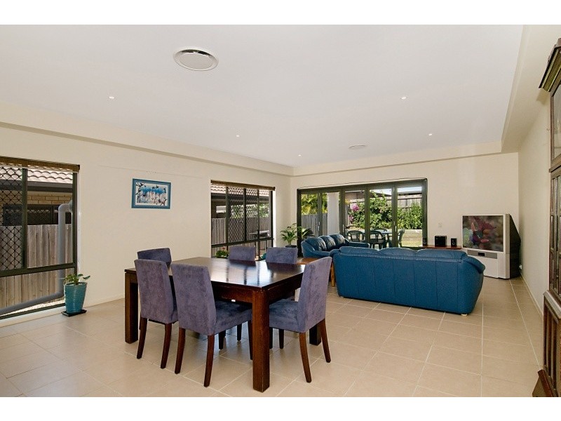 7 Woombye Close, North Lakes QLD 4509