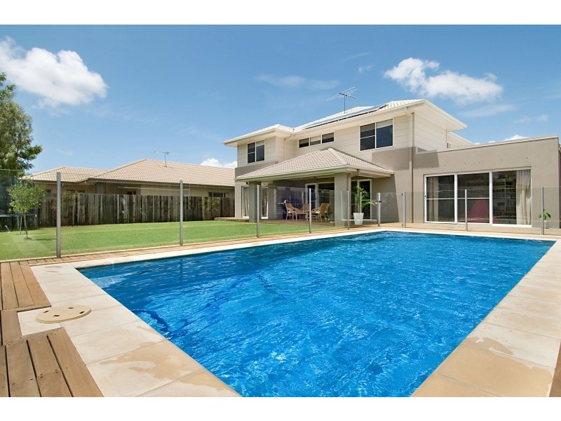 14 Kangaroo Street, North Lakes QLD 4509
