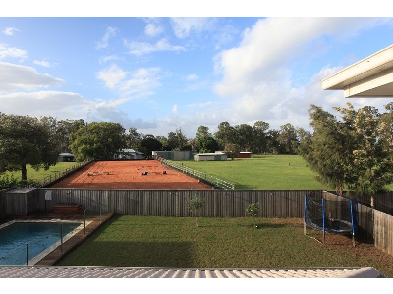 14 Kangaroo Street, North Lakes QLD 4509