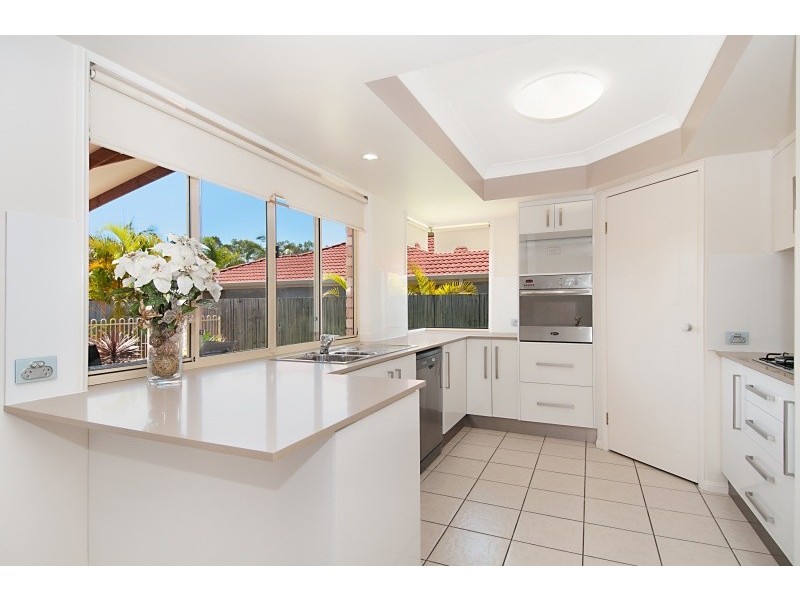 6 Davenport Parade, North Lakes QLD 4509