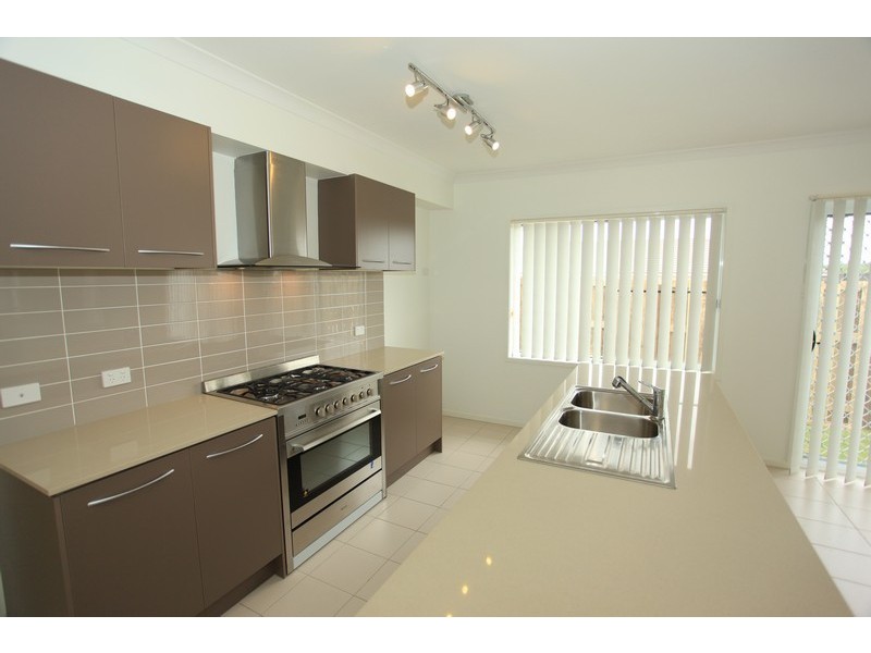 36 Langham Crescent, North Lakes QLD 4509