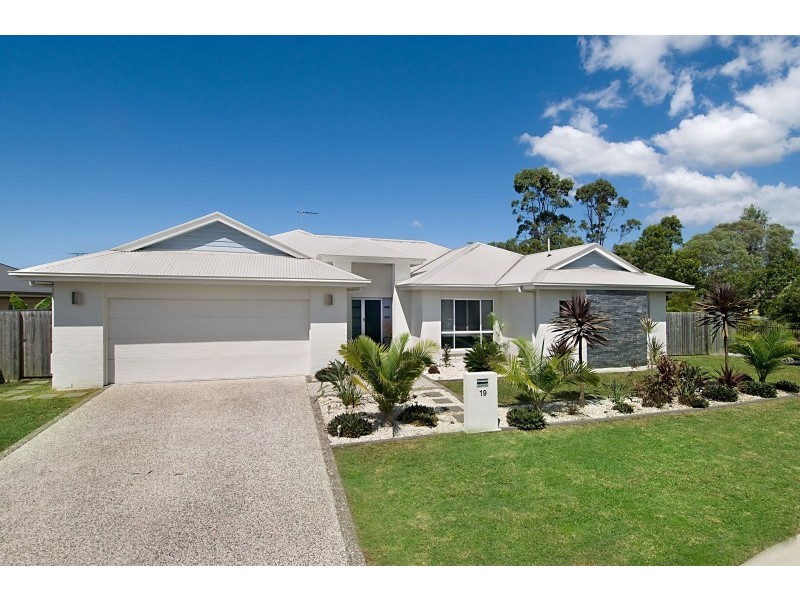 19 Silkpod Court, North Lakes QLD 4509