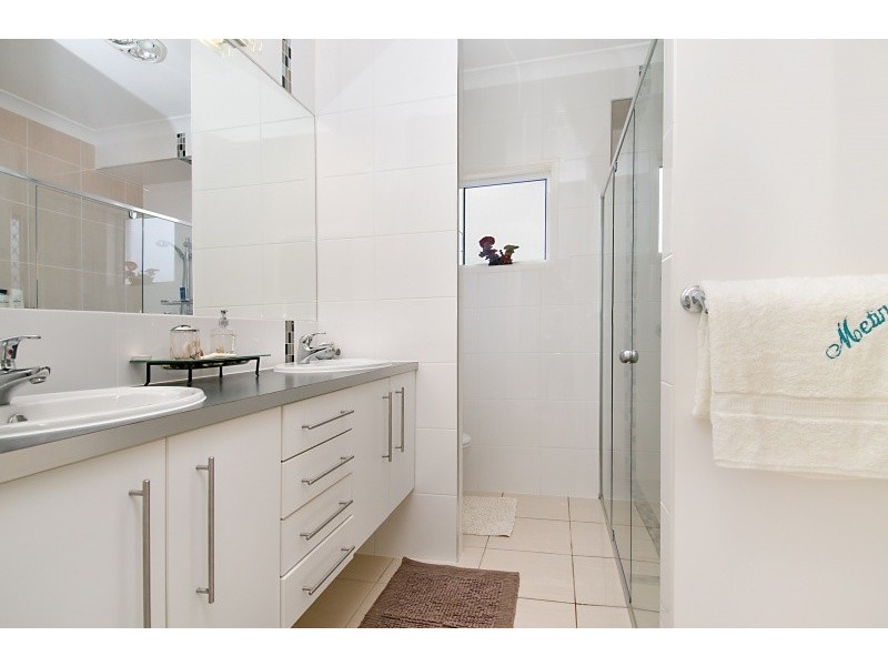 19 Silkpod Court, North Lakes QLD 4509