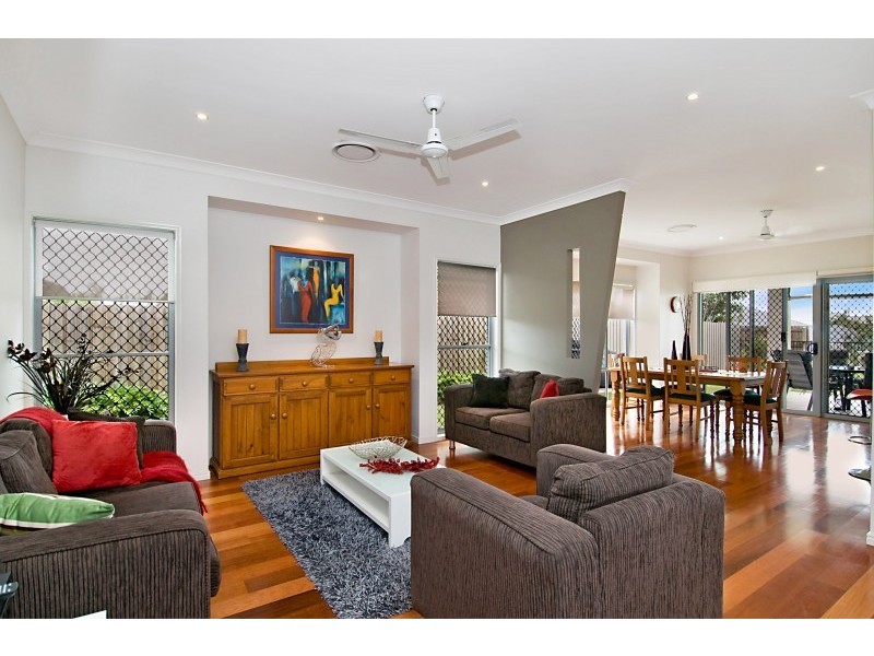 8 Hetherington Street, North Lakes QLD 4509