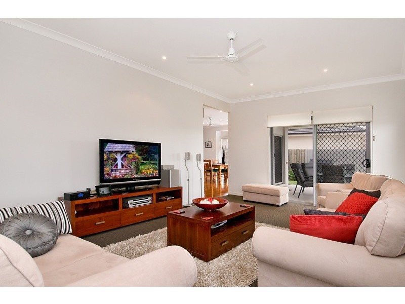 8 Hetherington Street, North Lakes QLD 4509