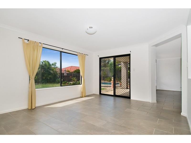 1 Willandra Parade, North Lakes QLD 4509