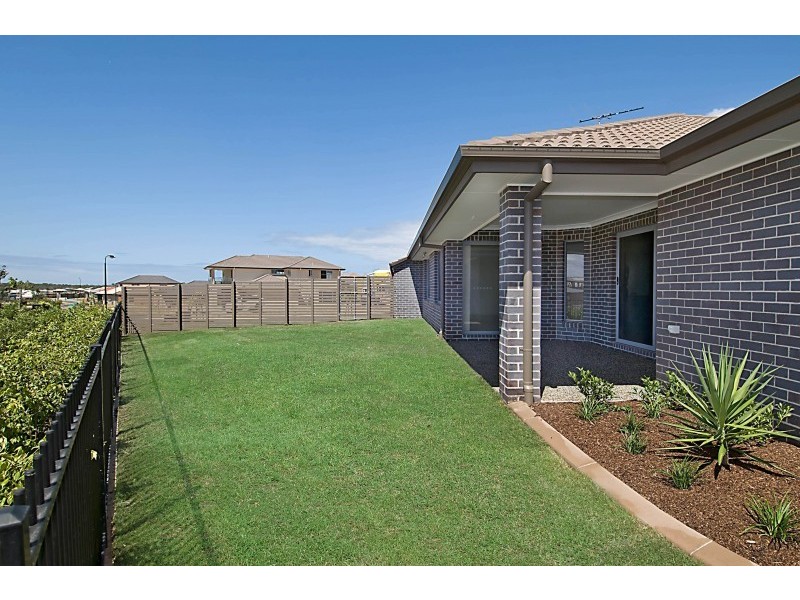 19 Menara Street, North Lakes QLD 4509