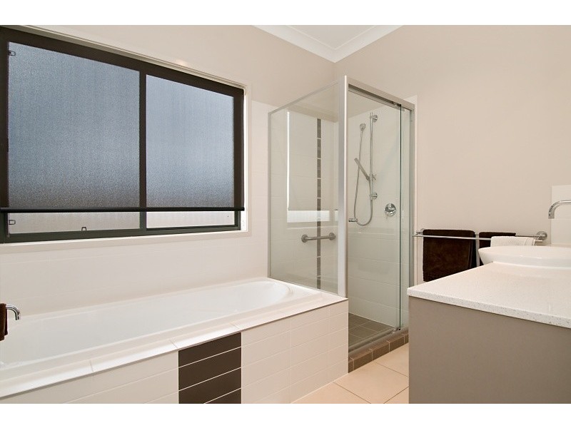 54 Kangaroo Street, North Lakes QLD 4509
