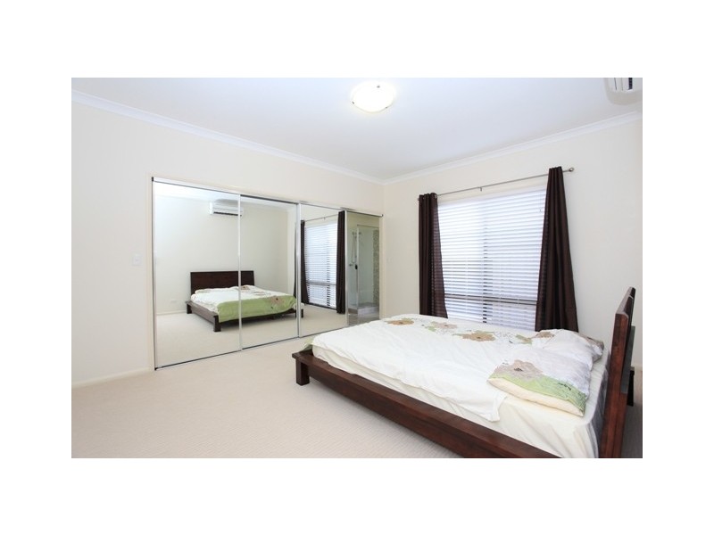 31 Planigale Crescent, North Lakes QLD 4509