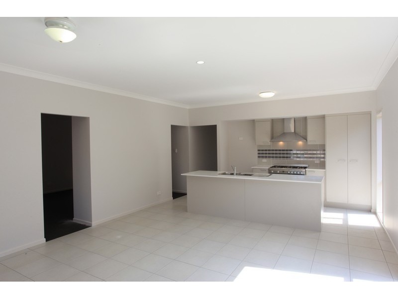 9 Garcia Circuit, North Lakes QLD 4509