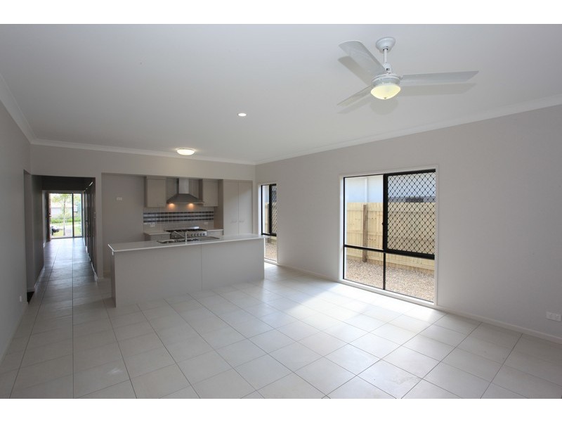 9 Garcia Circuit, North Lakes QLD 4509