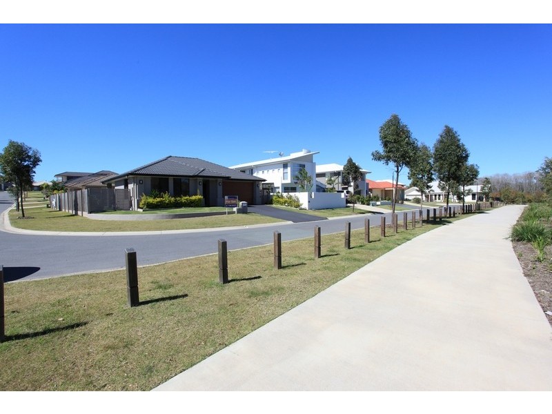 19 Warabi Crescent, North Lakes QLD 4509