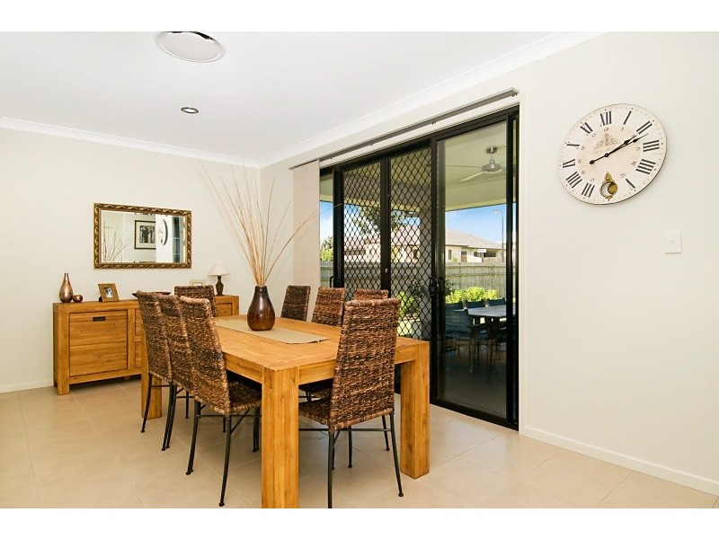 19 Warabi Crescent, North Lakes QLD 4509