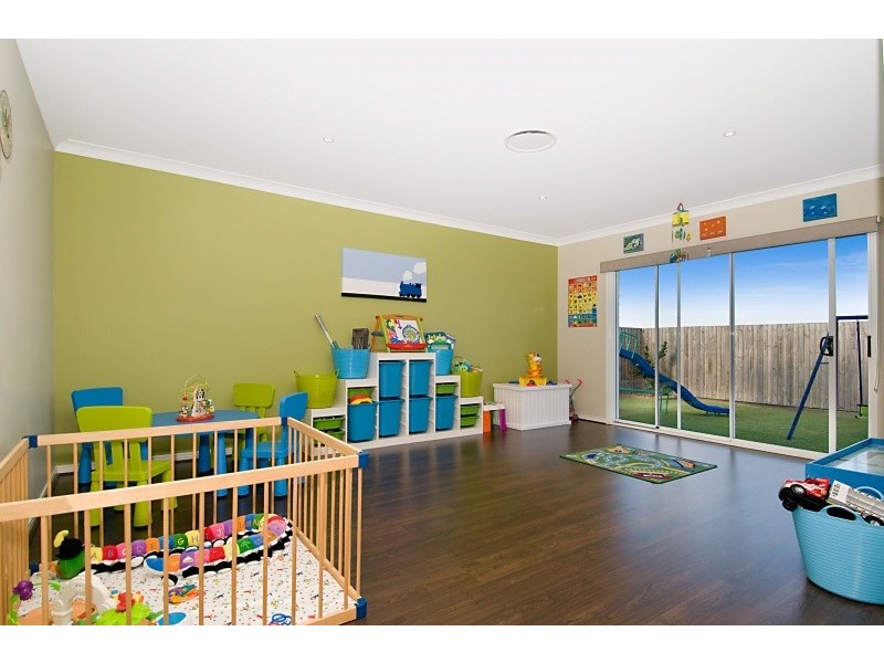 16 Morgan Street, North Lakes QLD 4509
