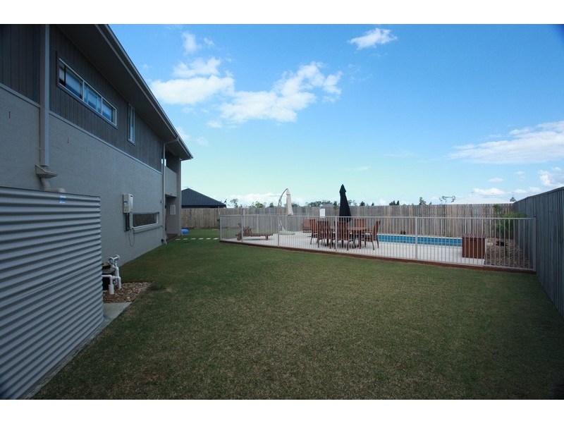 16 Morgan Street, North Lakes QLD 4509