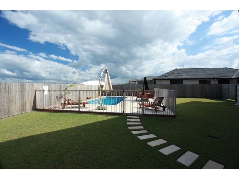 16 Morgan Street, North Lakes QLD 4509