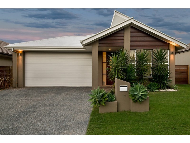 10 Wombat Parade, North Lakes QLD 4509