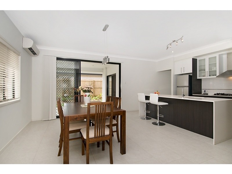 25 Langham Crescent, North Lakes QLD 4509
