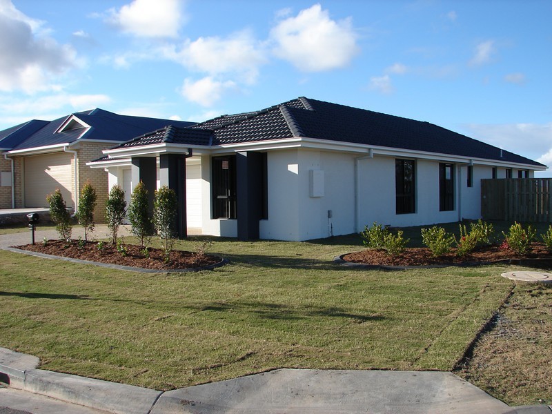 17 Eureka Street, North Lakes QLD 4509