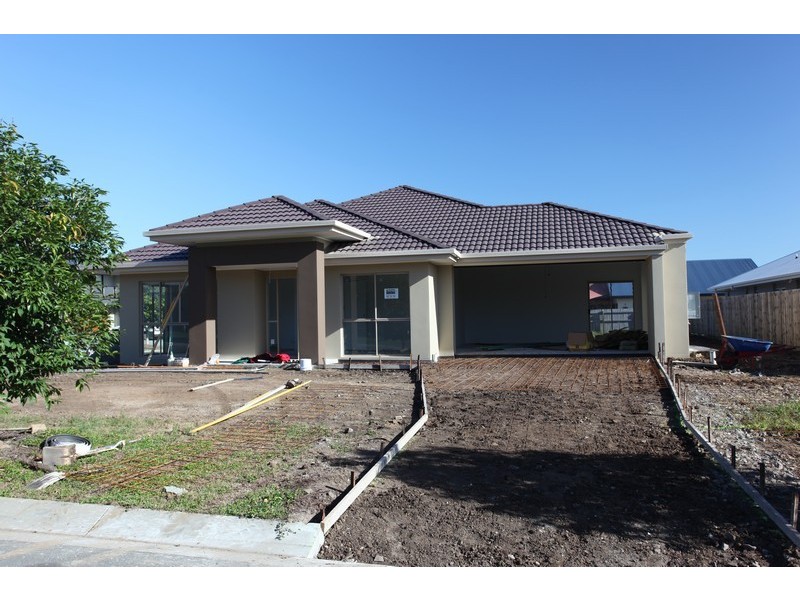 9 Elkington Circuit, North Lakes QLD 4509