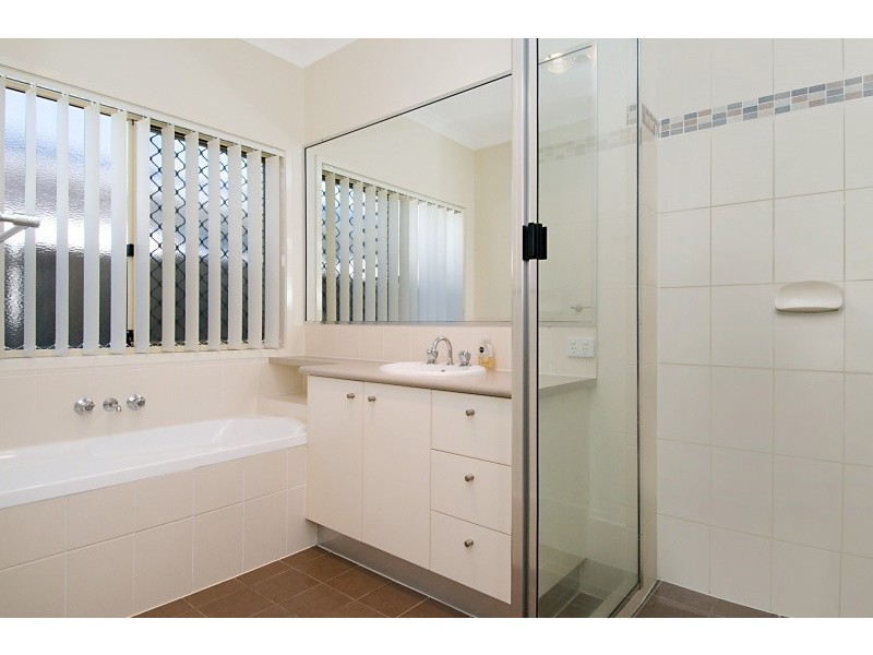 6 Possum Parade, North Lakes QLD 4509