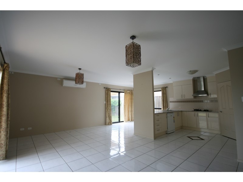 4 Cedar Street, North Lakes QLD 4509