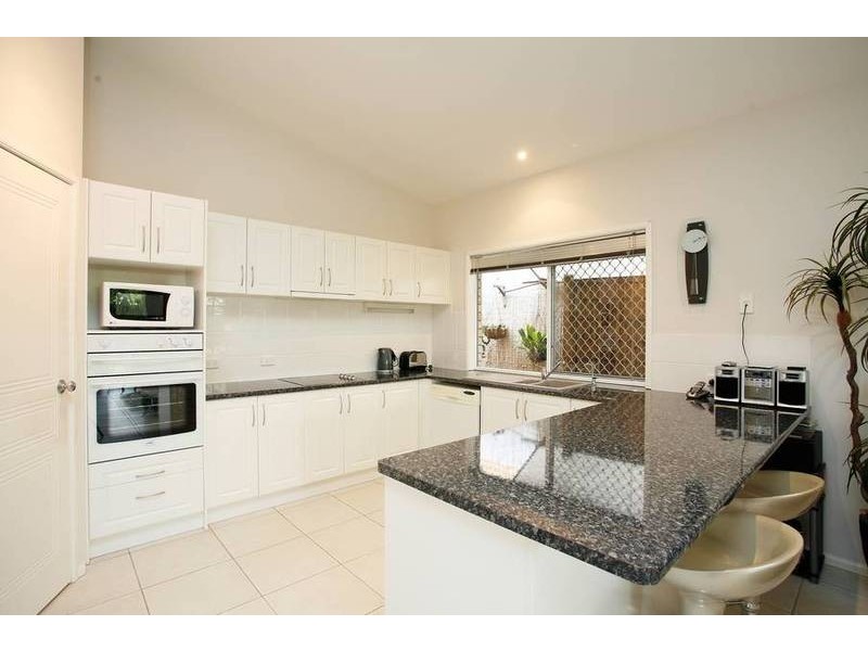 27 Cottonwood Cct, North Lakes QLD 4509