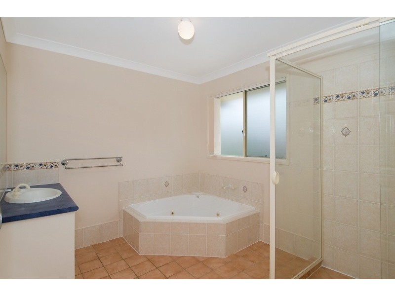 11 Finnegan Drive, North Lakes QLD 4509