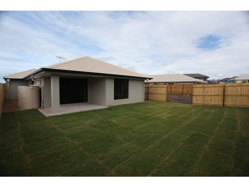 10 Mersey Street, North Lakes QLD 4509