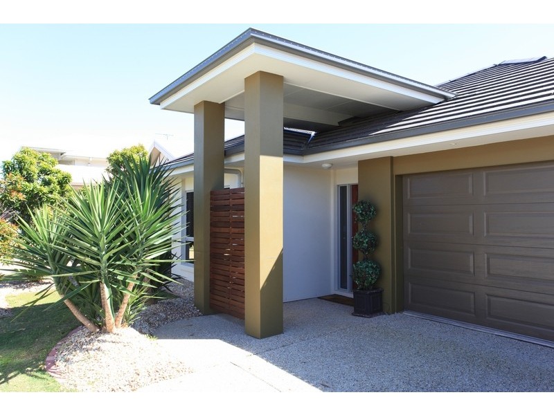 10 Kangaroo Street, North Lakes QLD 4509