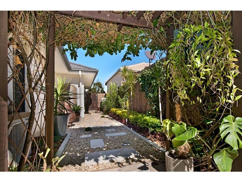 10 Kangaroo Street, North Lakes QLD 4509