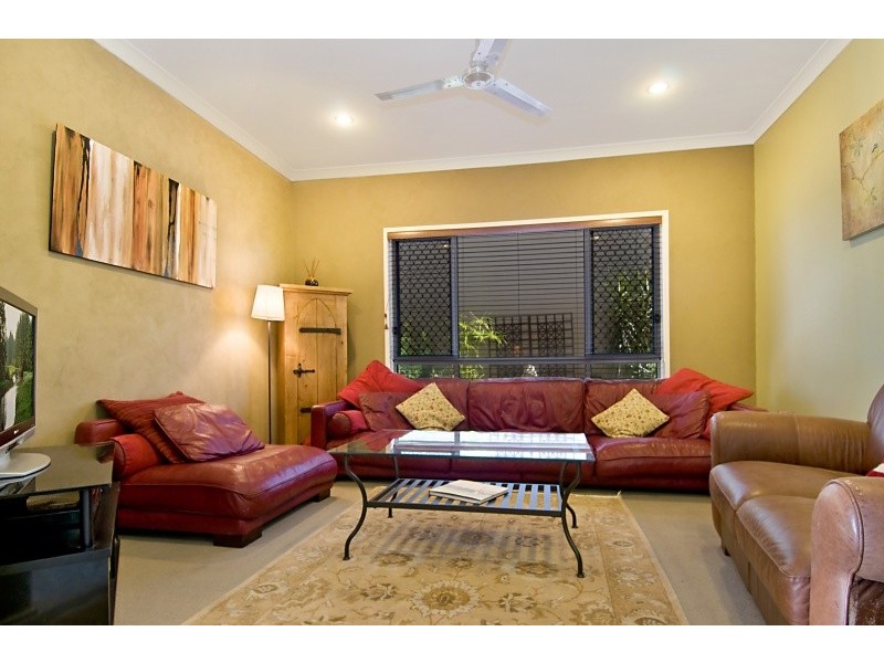 10 Kangaroo Street, North Lakes QLD 4509