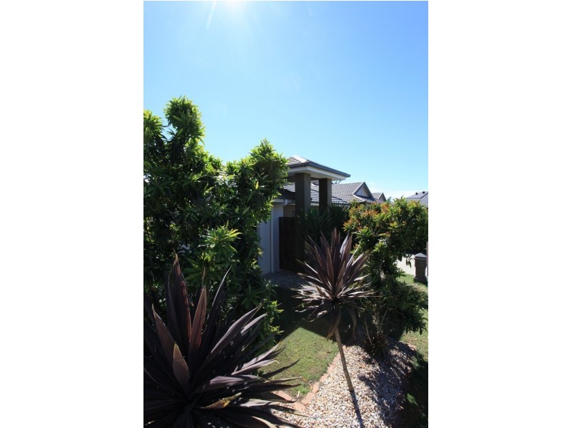 10 Kangaroo Street, North Lakes QLD 4509