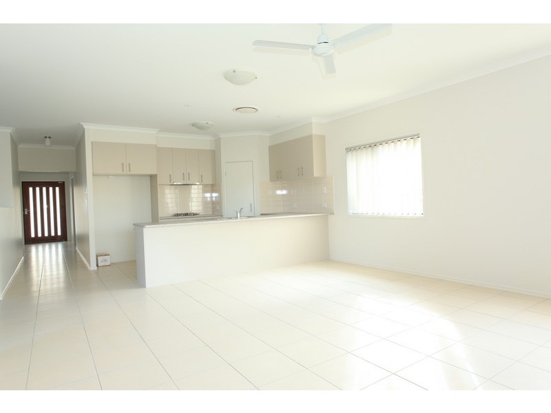 17 Kingdom Circuit, North Lakes QLD 4509