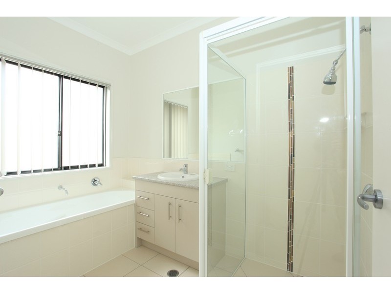 17 Kingdom Circuit, North Lakes QLD 4509