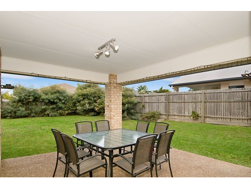 67 Cottonwood Circuit, North Lakes QLD 4509