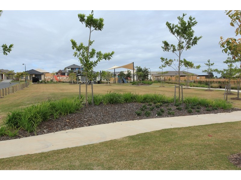 20 Chase Crescent, North Lakes QLD 4509