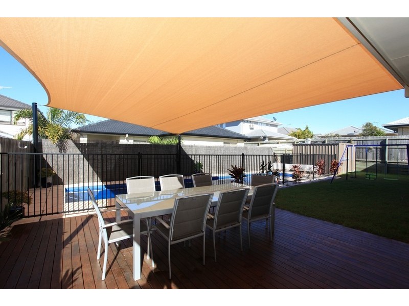 8 Burgan Place, North Lakes QLD 4509