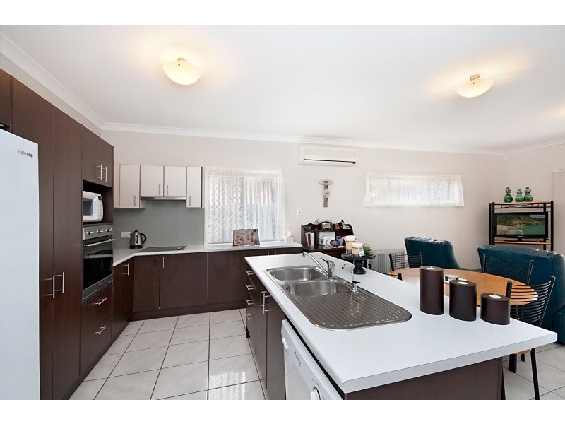 4 Elkhorn Court, North Lakes QLD 4509